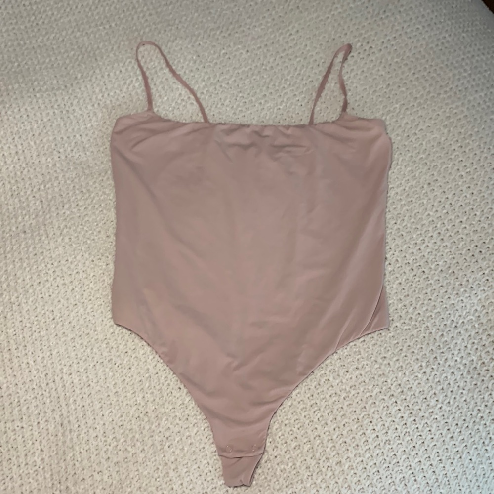 SKIMS Fits Everybody Cami Bodysuit